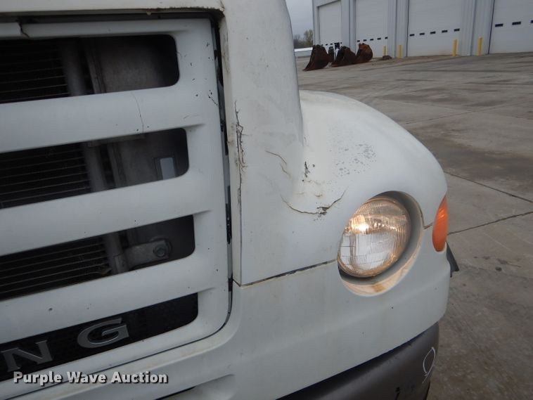 image for item DF3078 2004 Sterling LT7500 crane truck