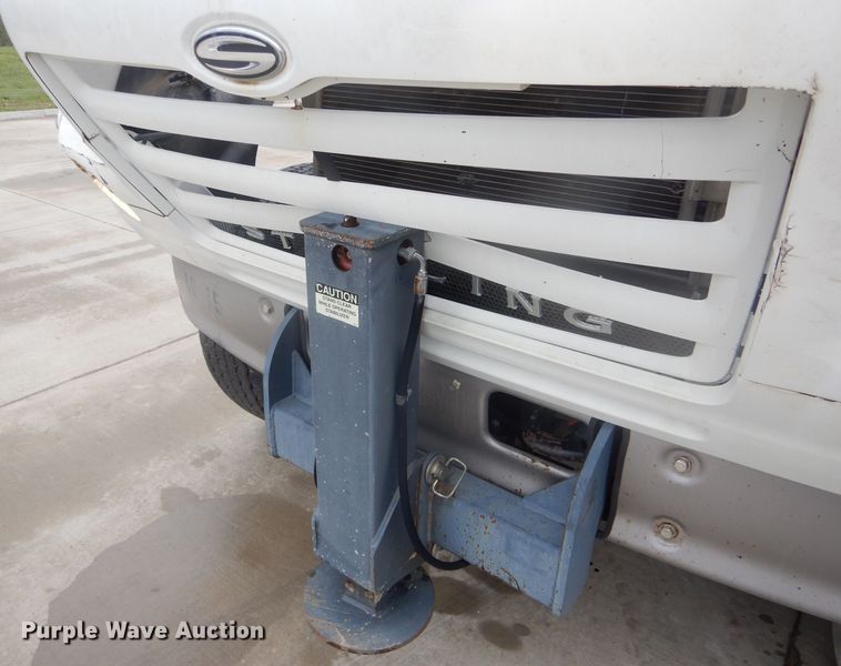 image for item DF3078 2004 Sterling LT7500 crane truck