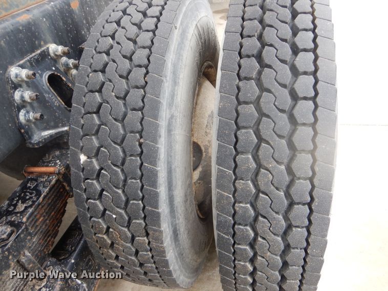 image for item DF3078 2004 Sterling LT7500 crane truck