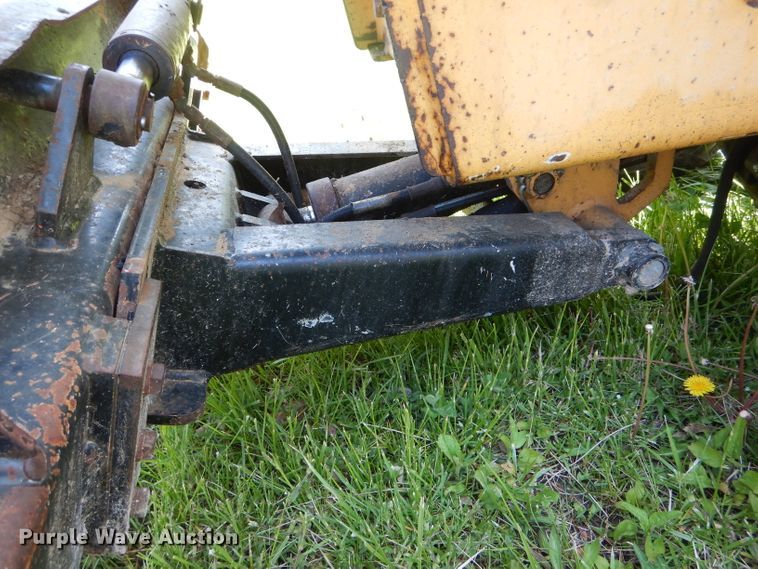 image for item DF3104 2000 Vermeer V3550A cable plow