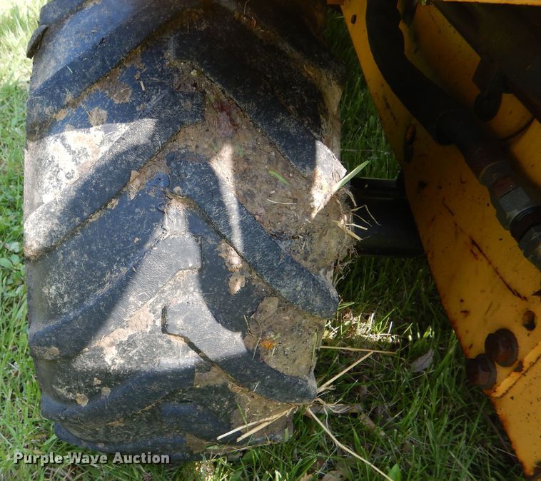 image for item DF3104 2000 Vermeer V3550A cable plow