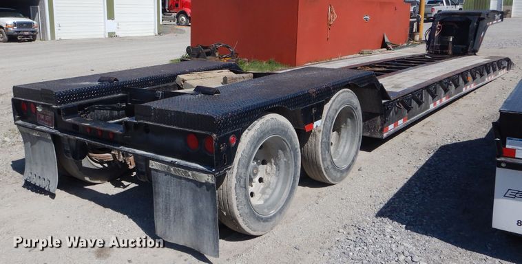 image for item DF3112 2001 Talbert TDW-355-HRG-1-T1 lowboy equipment trailer