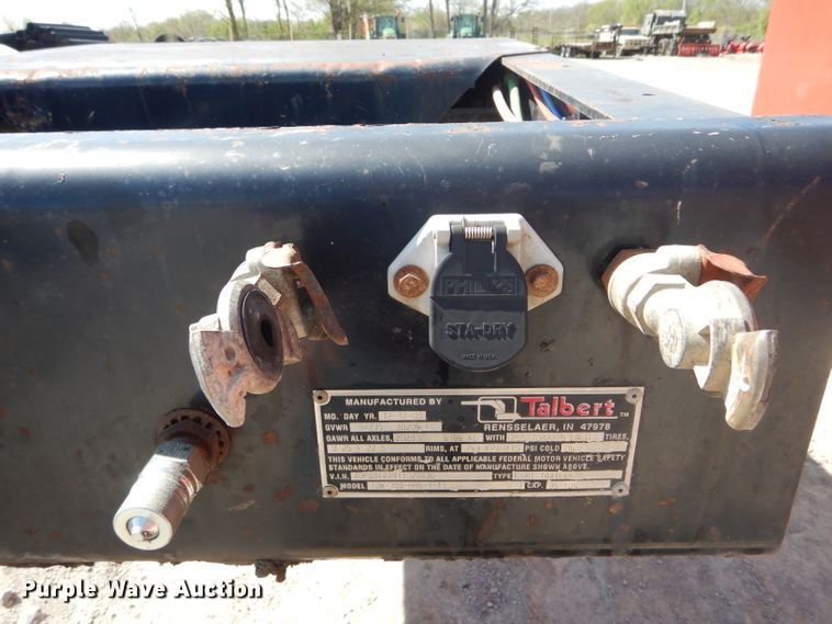 image for item DF3112 2001 Talbert TDW-355-HRG-1-T1 lowboy equipment trailer