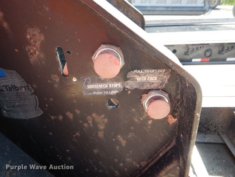 image for item DF3112 2001 Talbert TDW-355-HRG-1-T1 lowboy equipment trailer