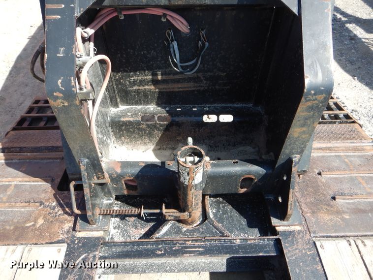 image for item DF3112 2001 Talbert TDW-355-HRG-1-T1 lowboy equipment trailer