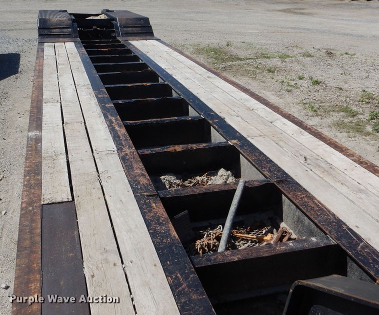 image for item DF3112 2001 Talbert TDW-355-HRG-1-T1 lowboy equipment trailer