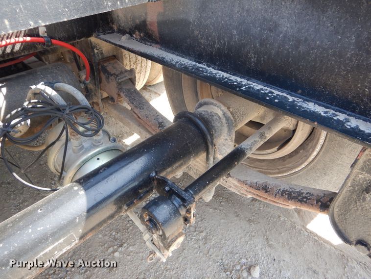 image for item DF3112 2001 Talbert TDW-355-HRG-1-T1 lowboy equipment trailer