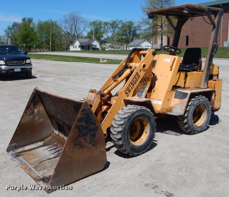 image for item DF3114 Swinger 2000AG  wheel loader