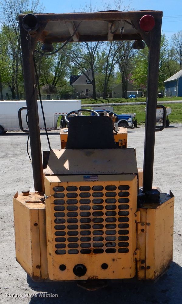 image for item DF3114 Swinger 2000AG  wheel loader