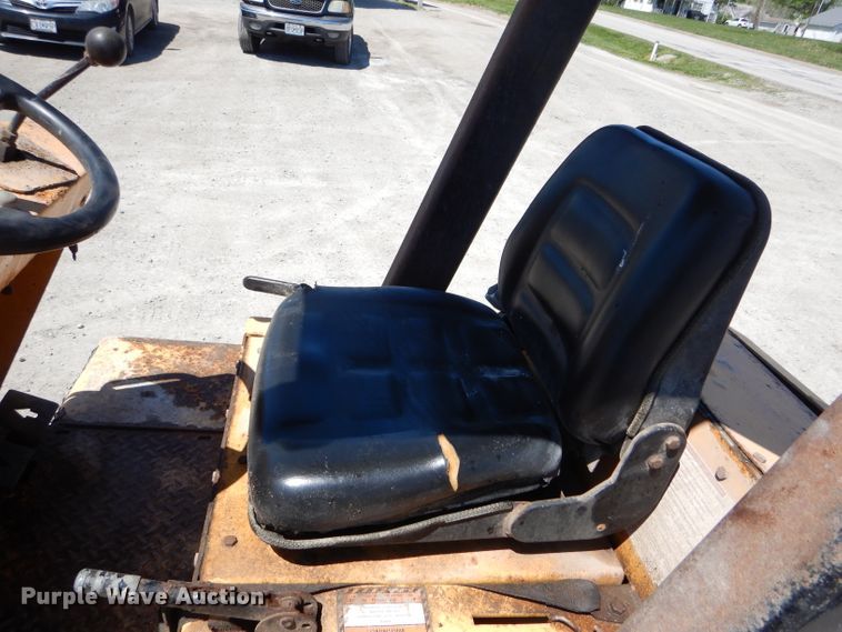 image for item DF3114 Swinger 2000AG  wheel loader