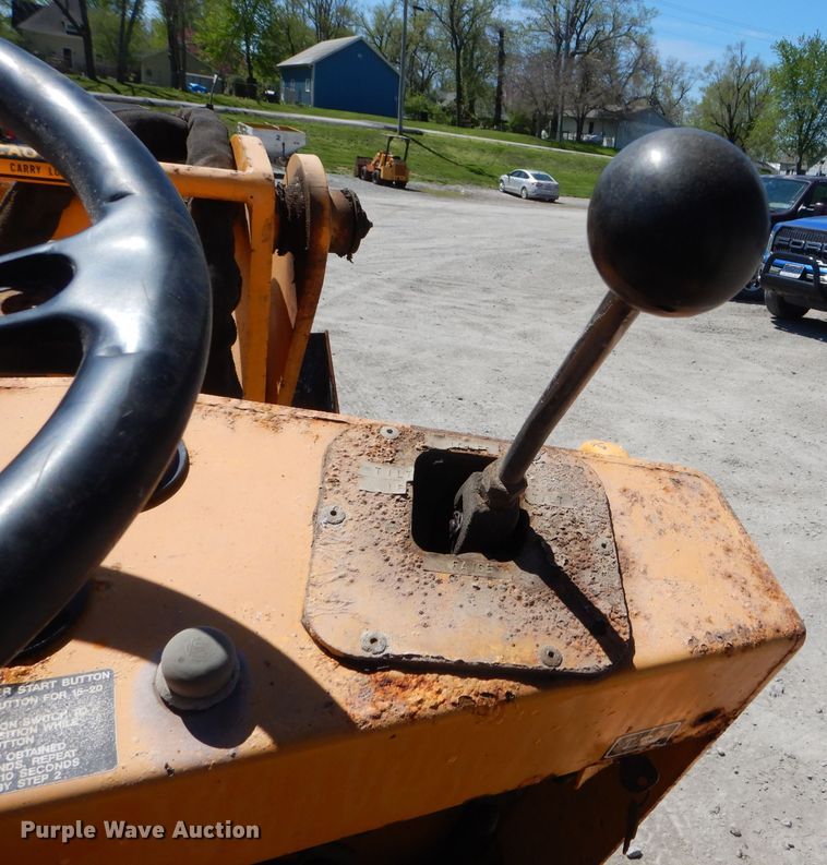 image for item DF3114 Swinger 2000AG  wheel loader