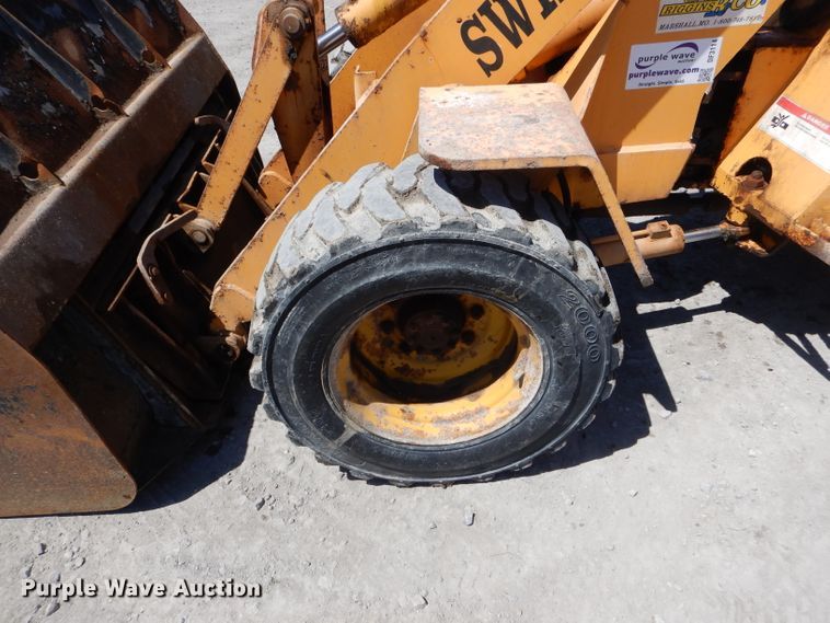 image for item DF3114 Swinger 2000AG  wheel loader