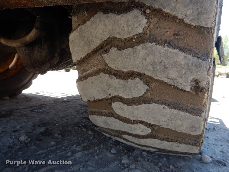 image for item DF3114 Swinger 2000AG  wheel loader