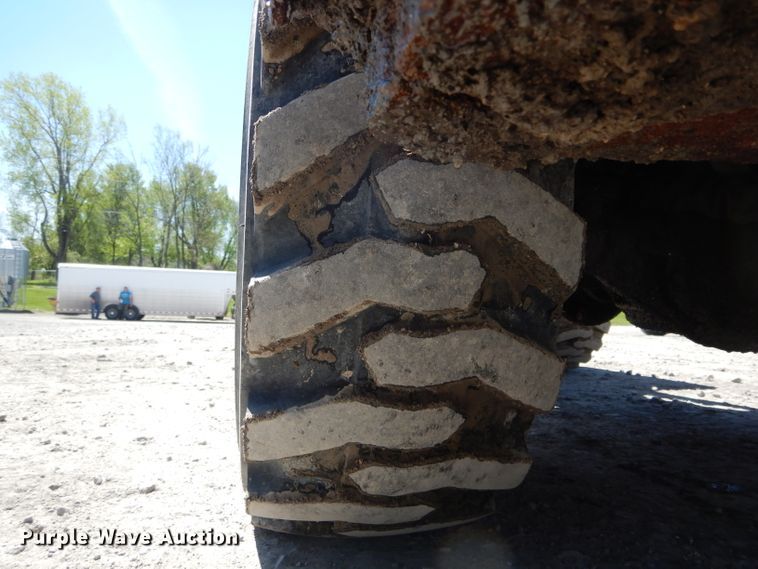 image for item DF3114 Swinger 2000AG  wheel loader