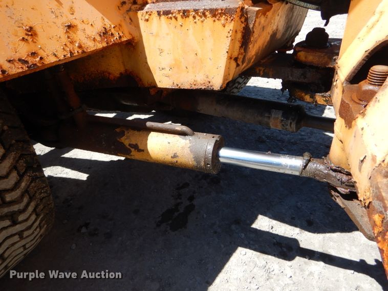 image for item DF3115 Swinger 2000AG  wheel loader