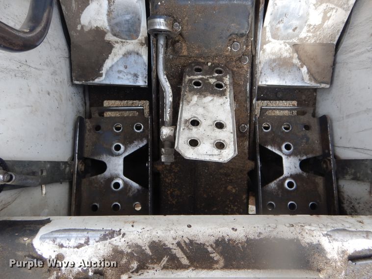 image for item DF3119 Bobcat 440B  skid steer loader