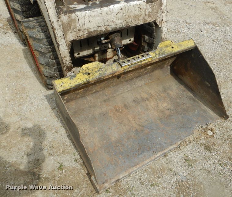 image for item DF3119 Bobcat 440B  skid steer loader