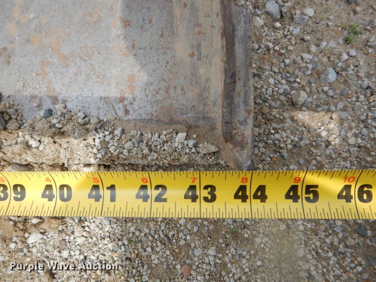 image for item DF3119 Bobcat 440B  skid steer loader