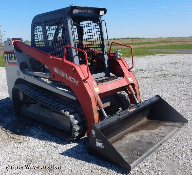 image for item DF3137 2014 Takeuchi TL12  tracked skid steer loader