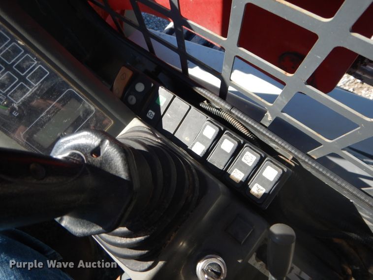 image for item DF3137 2014 Takeuchi TL12  tracked skid steer loader