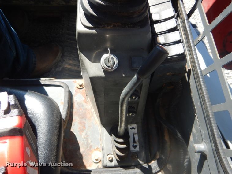 image for item DF3137 2014 Takeuchi TL12  tracked skid steer loader