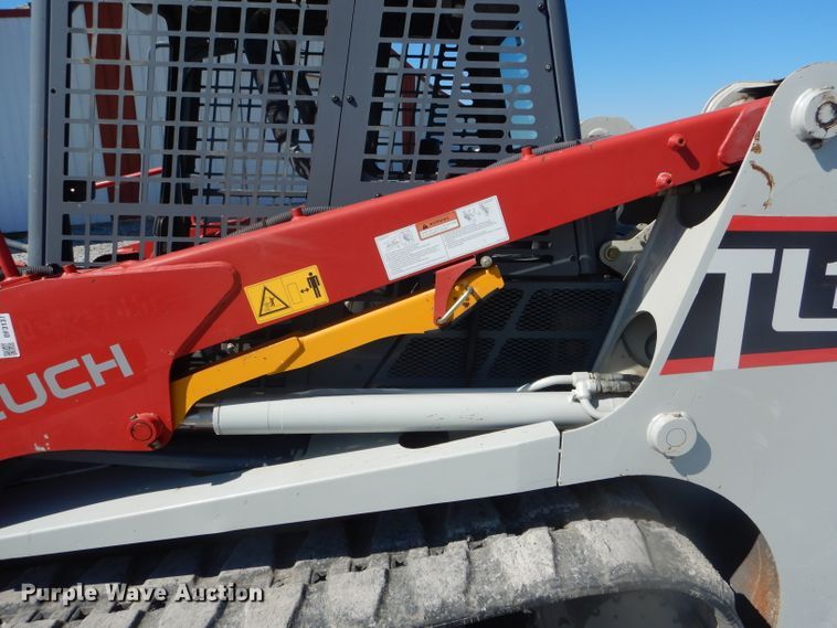 image for item DF3137 2014 Takeuchi TL12  tracked skid steer loader