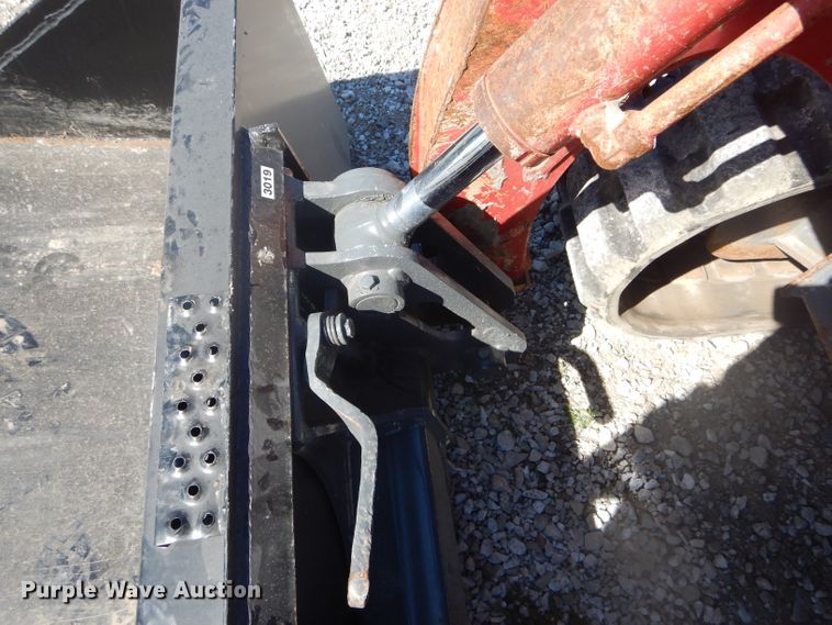 image for item DF3137 2014 Takeuchi TL12  tracked skid steer loader