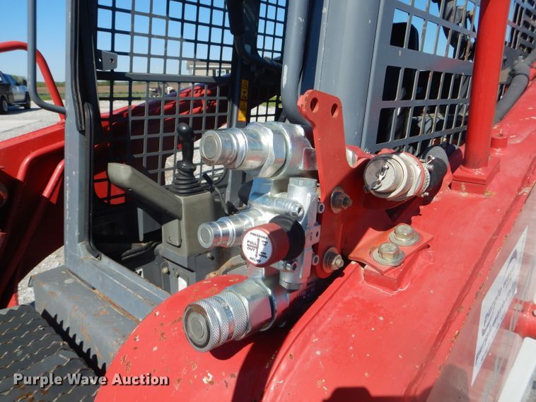 image for item DF3137 2014 Takeuchi TL12  tracked skid steer loader