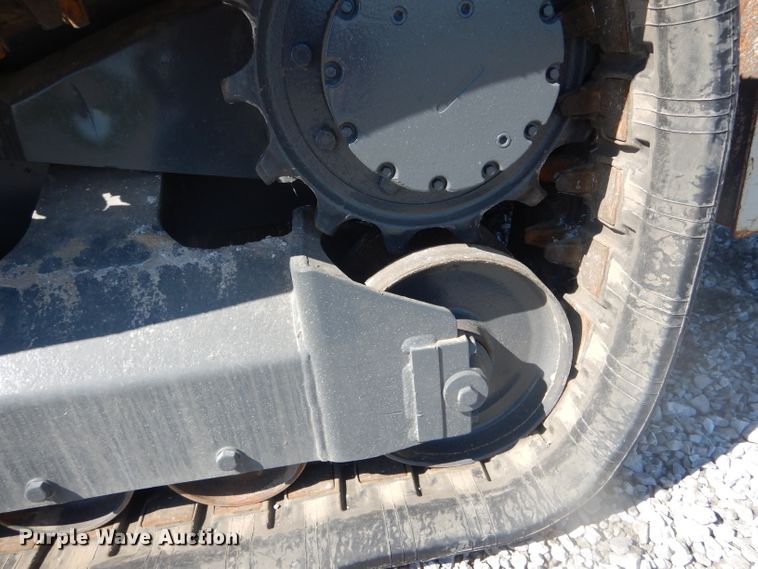 image for item DF3137 2014 Takeuchi TL12  tracked skid steer loader