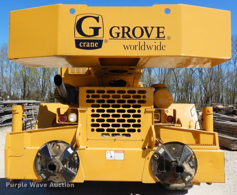 image for item DF5337 1998 Grove RT600C crane