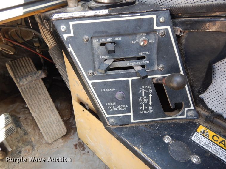 image for item DF5337 1998 Grove RT600C crane