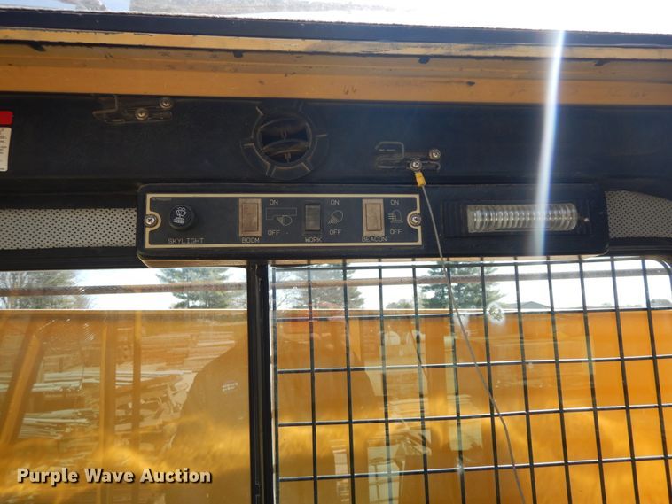 image for item DF5337 1998 Grove RT600C crane