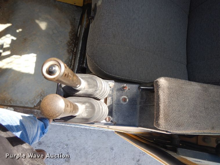 image for item DF5337 1998 Grove RT600C crane