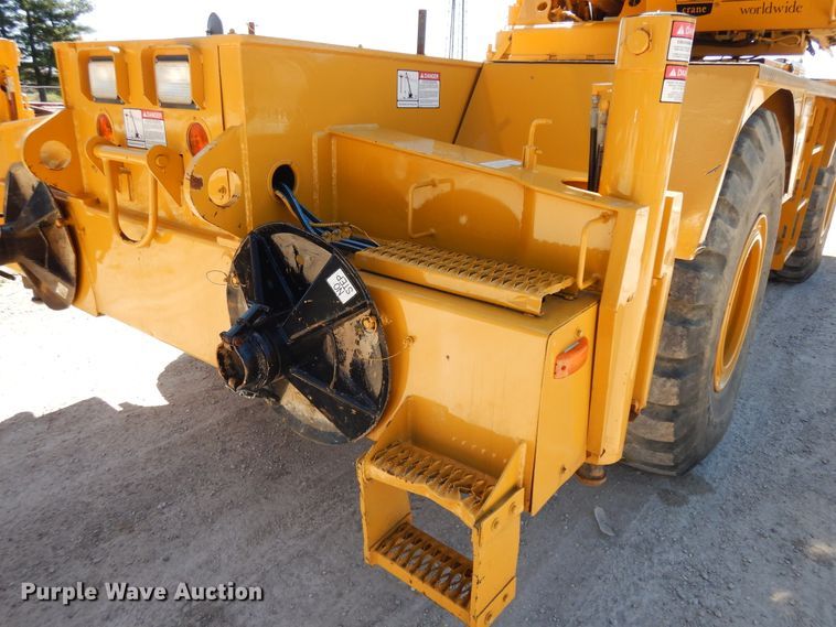 image for item DF5337 1998 Grove RT600C crane