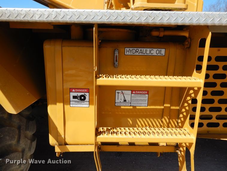 image for item DF5337 1998 Grove RT600C crane