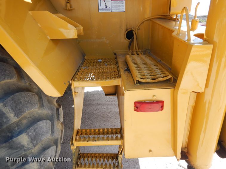 image for item DF5337 1998 Grove RT600C crane