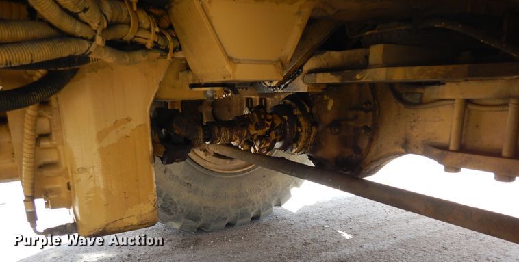 image for item DF5337 1998 Grove RT600C crane