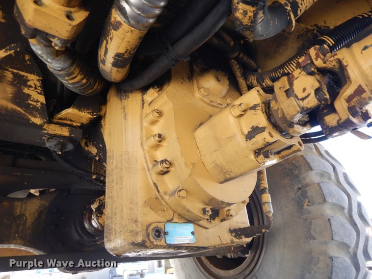 image for item DF5337 1998 Grove RT600C crane