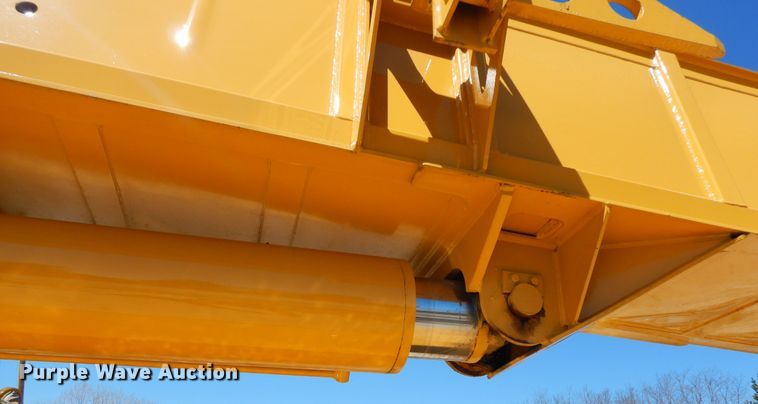 image for item DF5337 1998 Grove RT600C crane