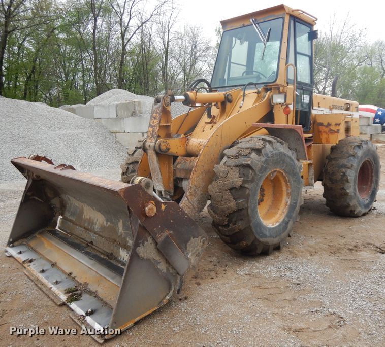 image for item DF5338 Dresser 515B  wheel loader