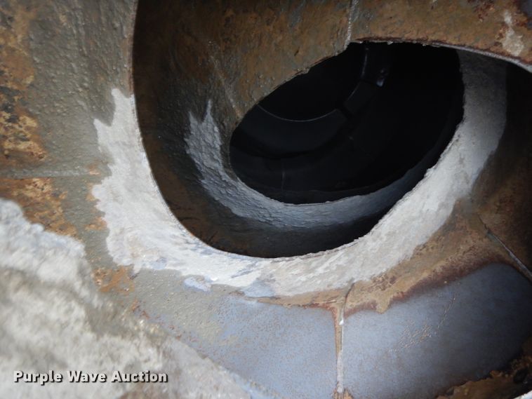 image for item DF5339 1995 Ford L9000 ready mix truck