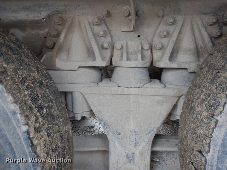 image for item DF5339 1995 Ford L9000 ready mix truck