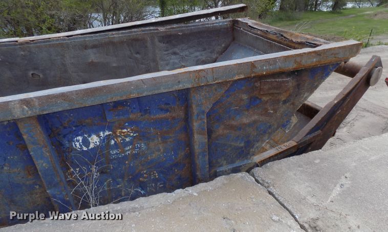 image for item DG2579 (2) trench boxes