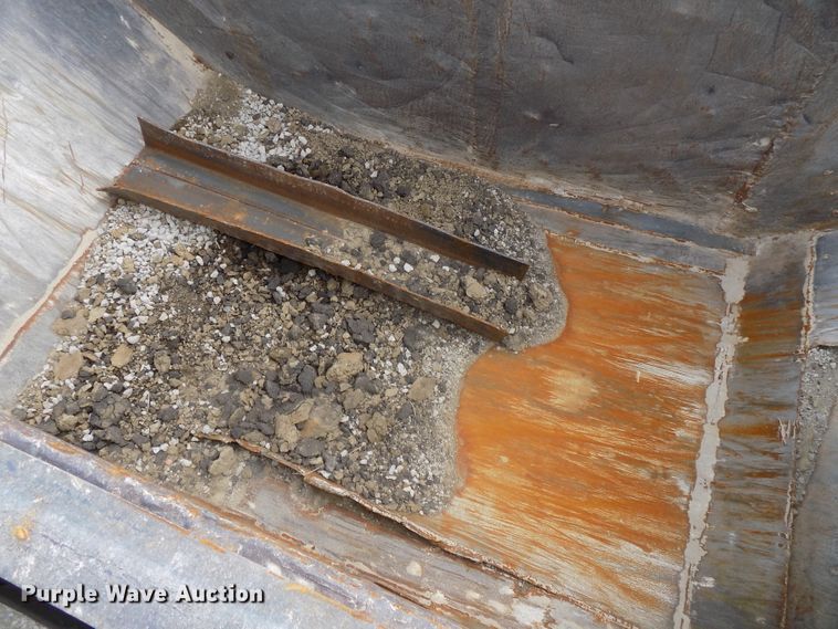 image for item DG2579 (2) trench boxes