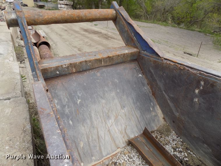 image for item DG2579 (2) trench boxes