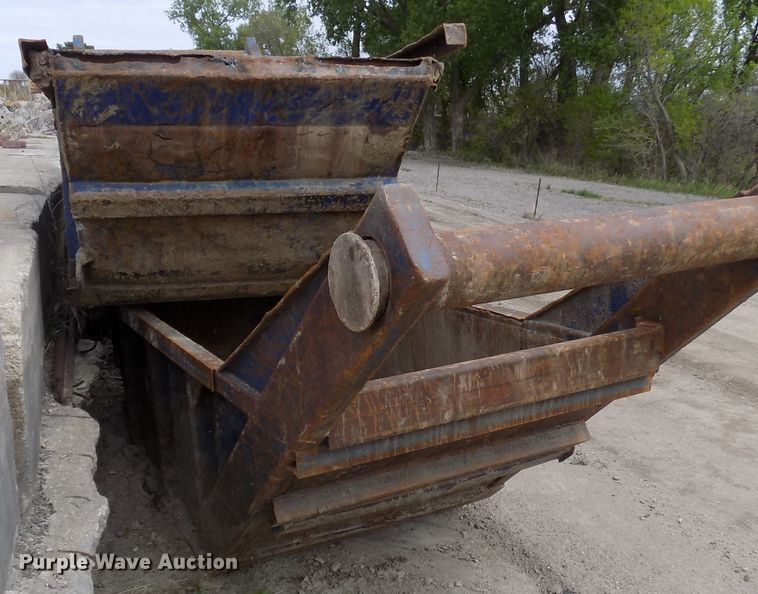 image for item DG2579 (2) trench boxes