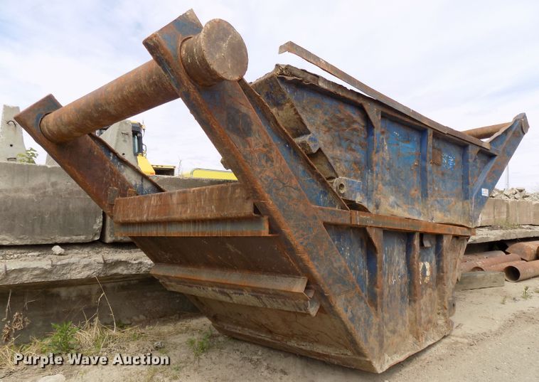 image for item DG2579 (2) trench boxes