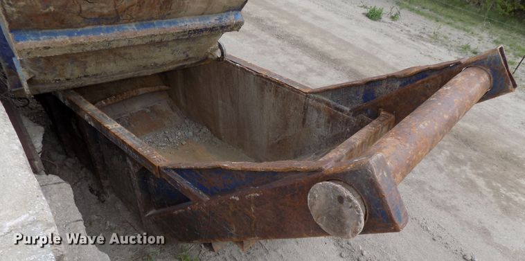 image for item DG2579 (2) trench boxes