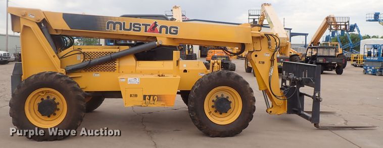 image for item DG3104 2007 Mustang 642  telehandler