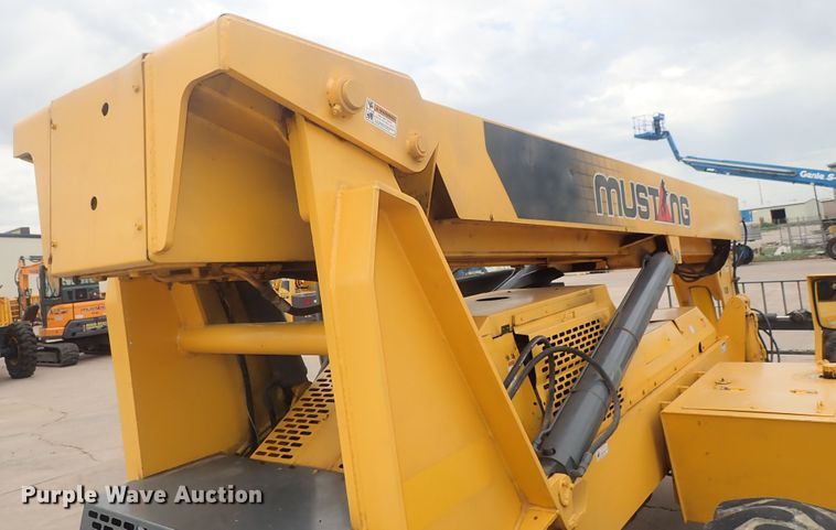 image for item DG3104 2007 Mustang 642  telehandler